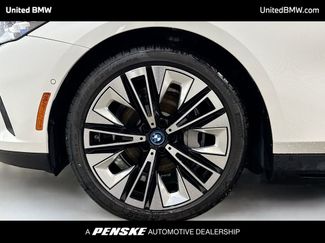 Used 2025 BMW i5 xDrive40 w/ Premium Package video 2