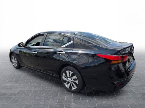 Certified 2022 Nissan Altima 2.5 S FWD image 5