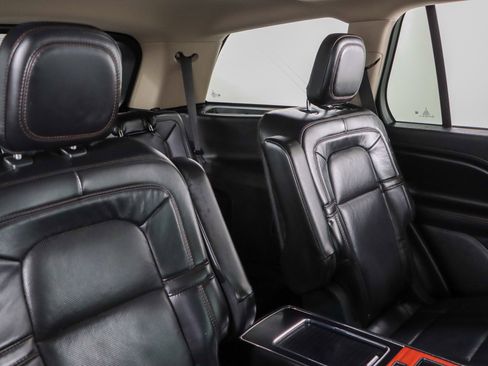 Used 2021 Lincoln Aviator Reserve w/ Equipment Group 201A image 29