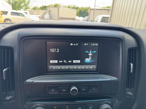 Used 2019 Chevrolet Silverado 2500 W/T AWD/4WD image 13