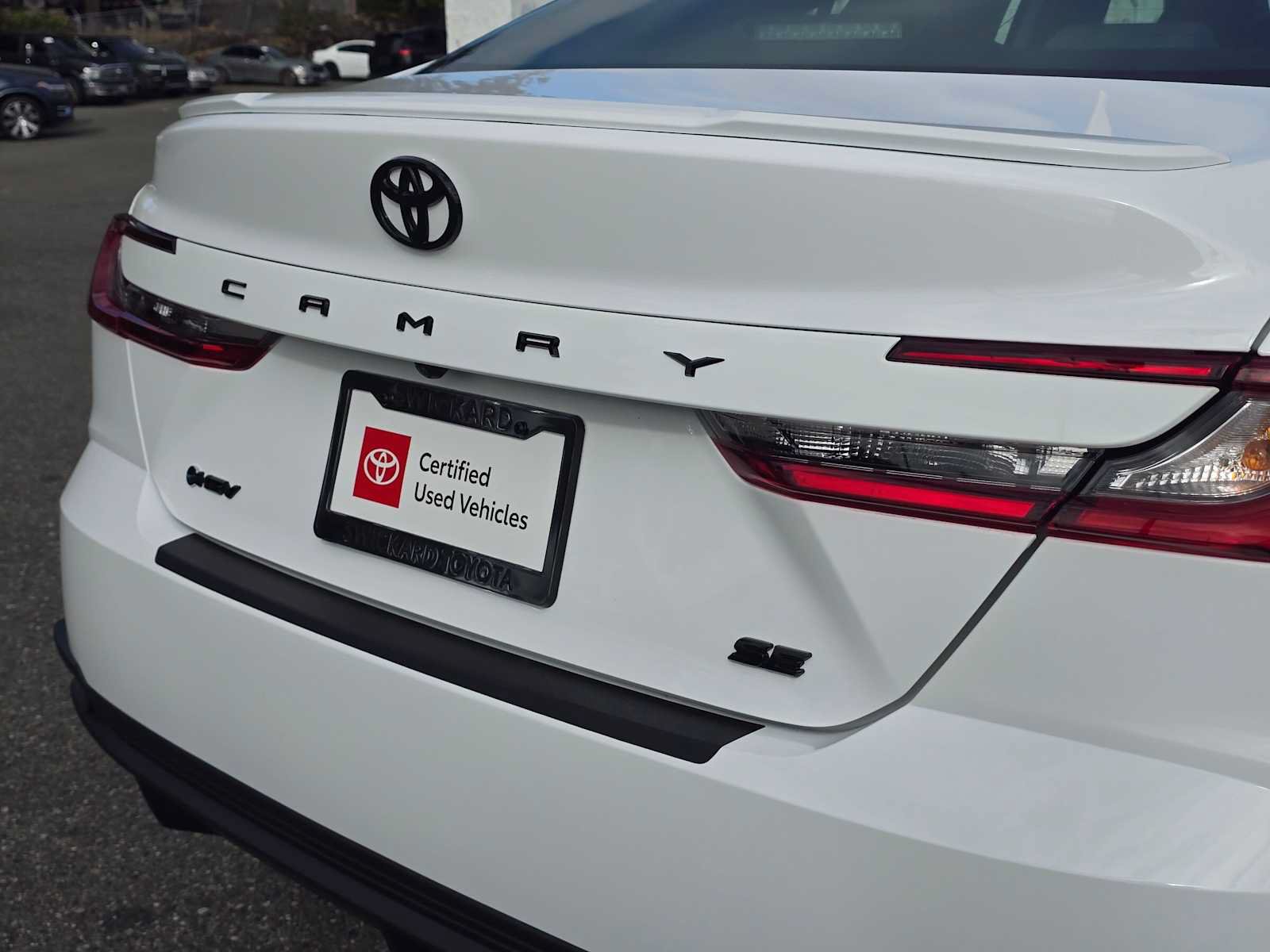 Used 2026 Toyota Camry SE w/ Multimedia Upgrade Package FWD image 13