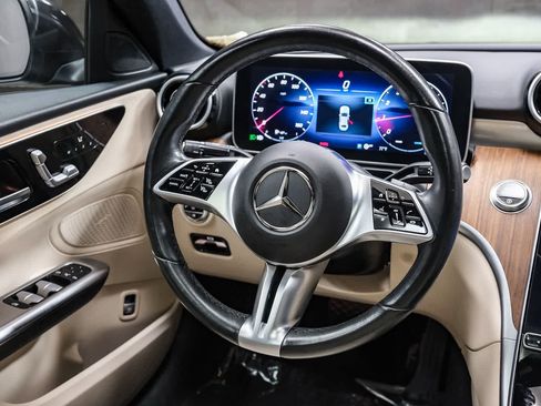 Certified 2023 Mercedes-Benz C 300 4MATIC Sedan image 17