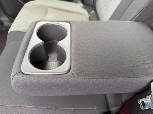 Used 2023 Nissan Rogue SV FWD image 15