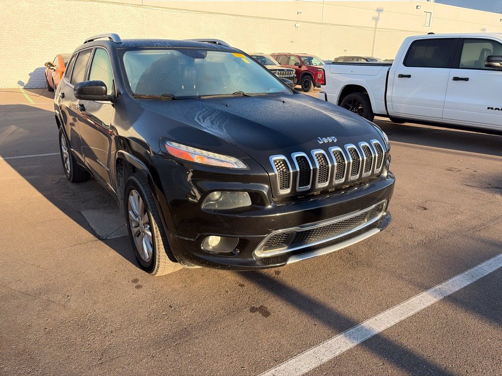 Used 2018 Jeep Cherokee Overland AWD/4WD image 3