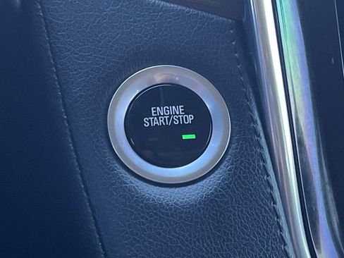 Used 2017 Cadillac Escalade Luxury image 35