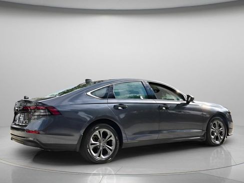 Used 2024 Honda Accord EX image 6