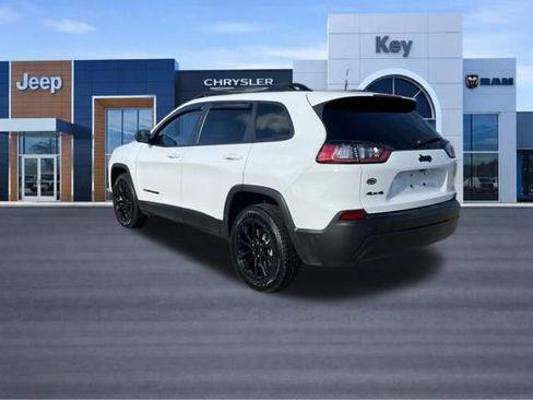 Used 2023 Jeep Cherokee Altitude Lux AWD/4WD image 4