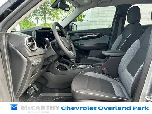 New 2026 Chevrolet TrailBlazer LT w/ Convenience Package AWD/4WD image 17