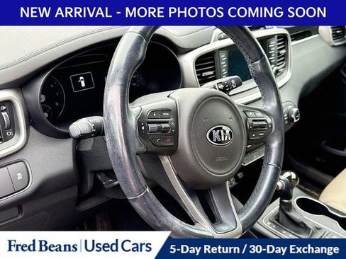 Used 2018 Kia Sorento AWD image 8