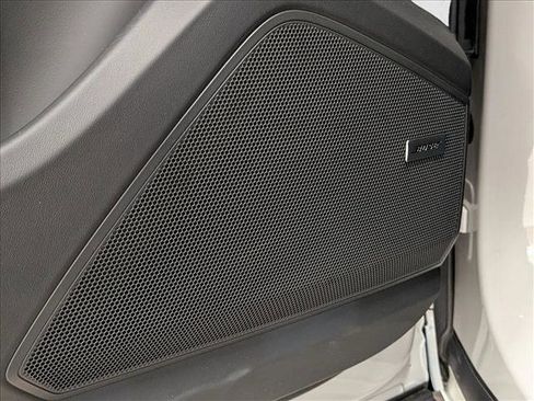 Used 2025 Porsche Cayenne GTS image 14