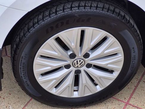 Used 2019 Volkswagen Jetta S w/ Driver Assistance Package image 5