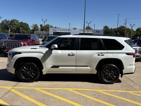Used 2026 Toyota Sequoia Platinum AWD/4WD image 8