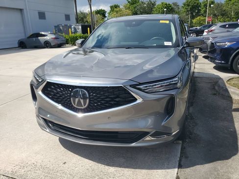 Used 2024 Acura MDX w/ Technology Package FWD image 3