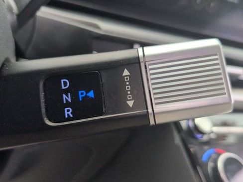 Used 2025 Hyundai Santa Fe SEL FWD image 19