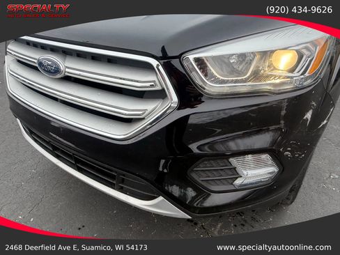 Used 2018 Ford Escape SEL image 10