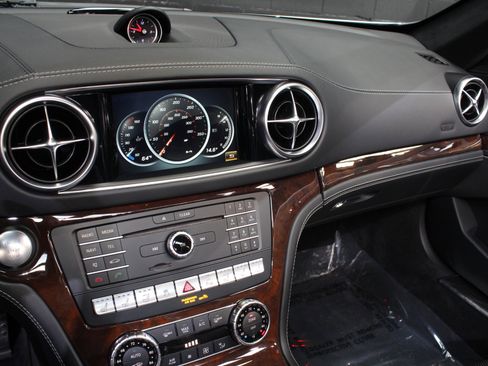 Used 2019 Mercedes-Benz SL 450 SL 450 Driver Assistance w/ Premium Package image 56