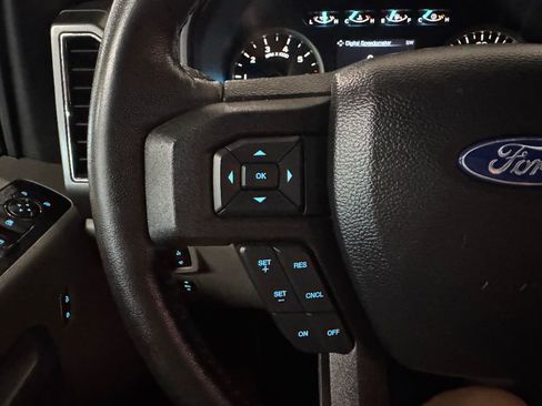 Used 2019 Ford F150 XLT w/ Equipment Group 302A Luxury image 20