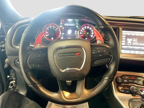 Used 2021 Dodge Challenger R/T Scat Pack w/ Driver Convenience Group image 11