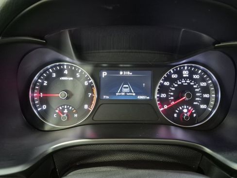 Certified 2024 Kia Forte LXS FWD image 18
