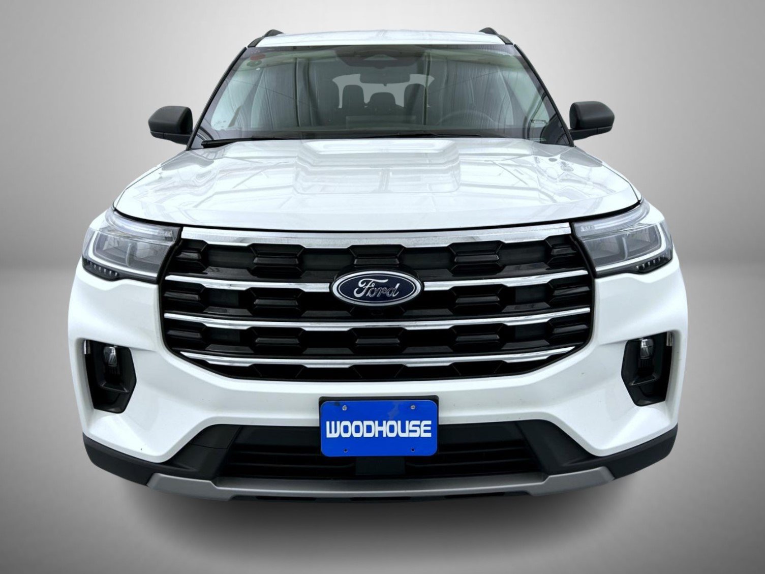 Used 2025 Ford Explorer Active w/ Active Comfort Package AWD/4WD image 2