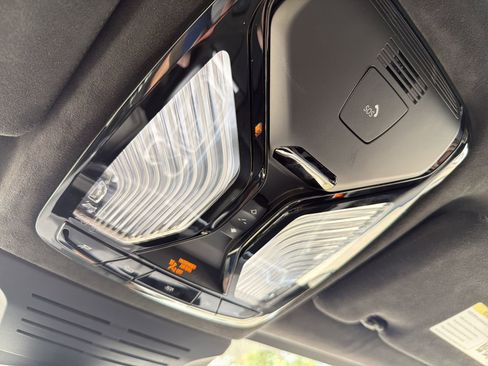 Certified 2025 BMW X7 xDrive40i image 35