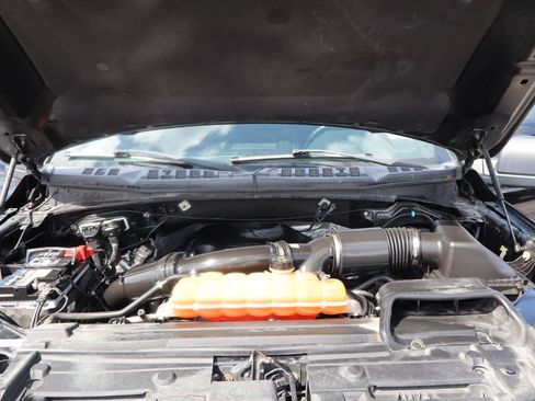 Used 2017 Ford F150 XLT w/ Equipment Group 302A Luxury AWD/4WD image 32