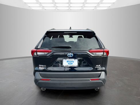 Used 2024 Toyota RAV4 XLE image 5