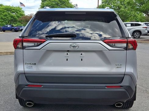 Used 2023 Toyota RAV4 XLE Premium AWD/4WD image 7
