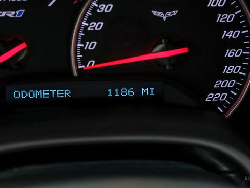 Used 2010 Chevrolet Corvette ZR1 w/ Preferred Equipment Group RWD image 84