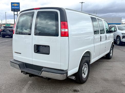 New 2025 Chevrolet Express 2500 w/ Driver Convenience Package RWD image 10