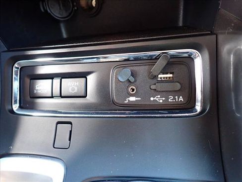 Certified 2021 Subaru Ascent Premium w/ Convenience Package AWD/4WD image 19