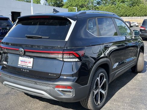 New 2026 Volkswagen Taos SEL AWD/4WD image 16