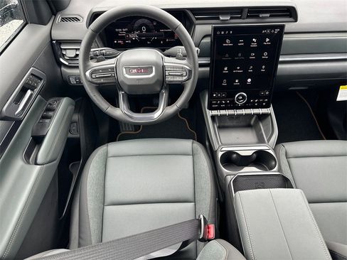 New 2026 GMC Terrain AT4 w/ Convenience Package III image 24