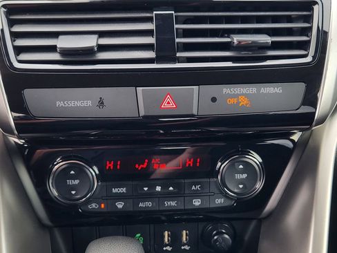 Used 2024 Mitsubishi Eclipse Cross SE image 20