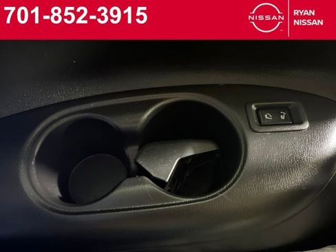 Certified 2023 Nissan Armada Platinum w/ Captain's Chairs Package image 37