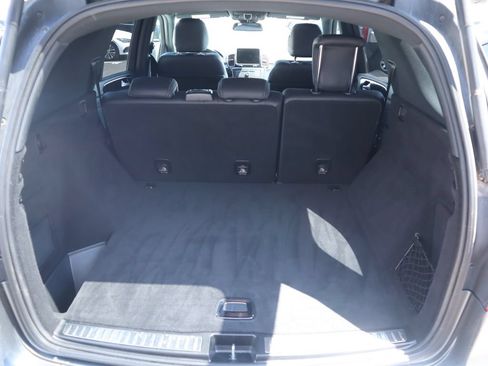 Used 2018 Mercedes-Benz GLE 350 4MATIC image 12
