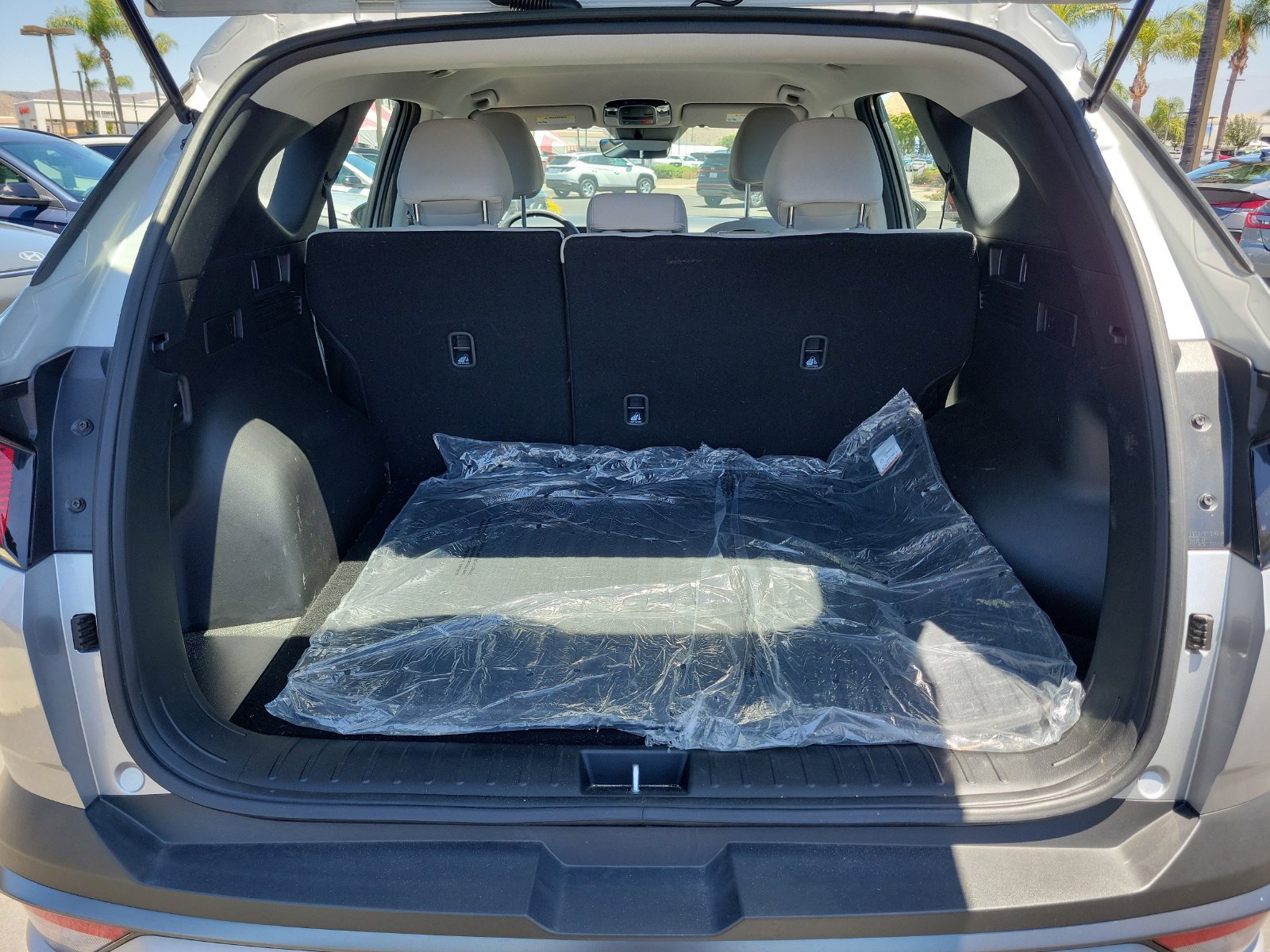 Used 2025 Hyundai Tucson SE FWD image 28