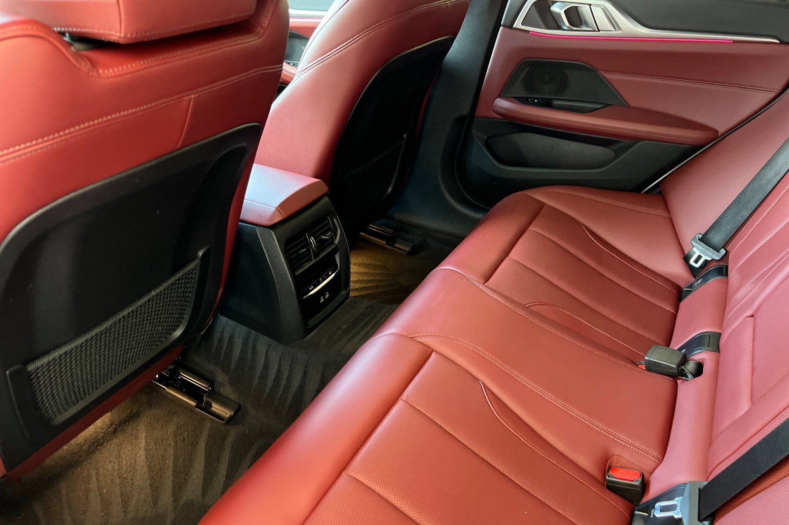 Used 2022 BMW i4 eDrive40 w/ Premium Package RWD image 4