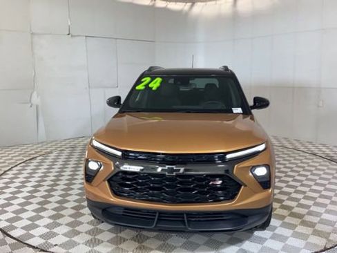 Used 2024 Chevrolet TrailBlazer RS w/ Convenience Package AWD/4WD image 6