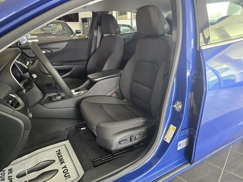 Used 2023 Chevrolet Malibu LT FWD image 9