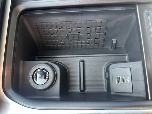 New 2025 Ford Expedition Max Active image 24