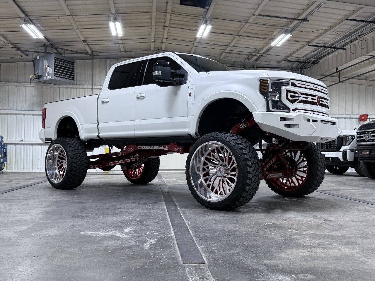 Used 2021 Ford F250 Lariat AWD/4WD image 2