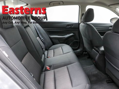 Used 2024 Nissan Altima 2.5 SV image 23