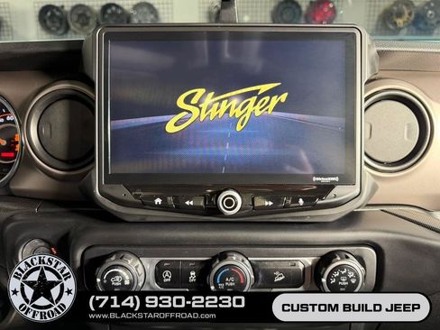 Used 2020 Jeep Wrangler Unlimited Sport S AWD/4WD image 19
