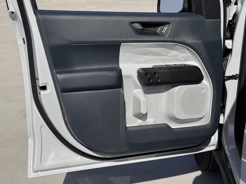 New 2026 Ford Maverick XLT image 15