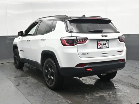 Used 2024 Jeep Compass Trailhawk image 10