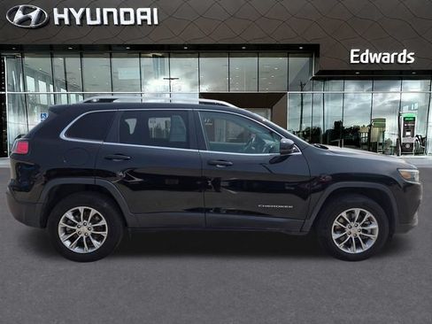 Used 2021 Jeep Cherokee Latitude Plus AWD/4WD image 5