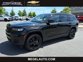 Used 2023 Jeep Grand Cherokee L Laredo AWD/4WD video 1