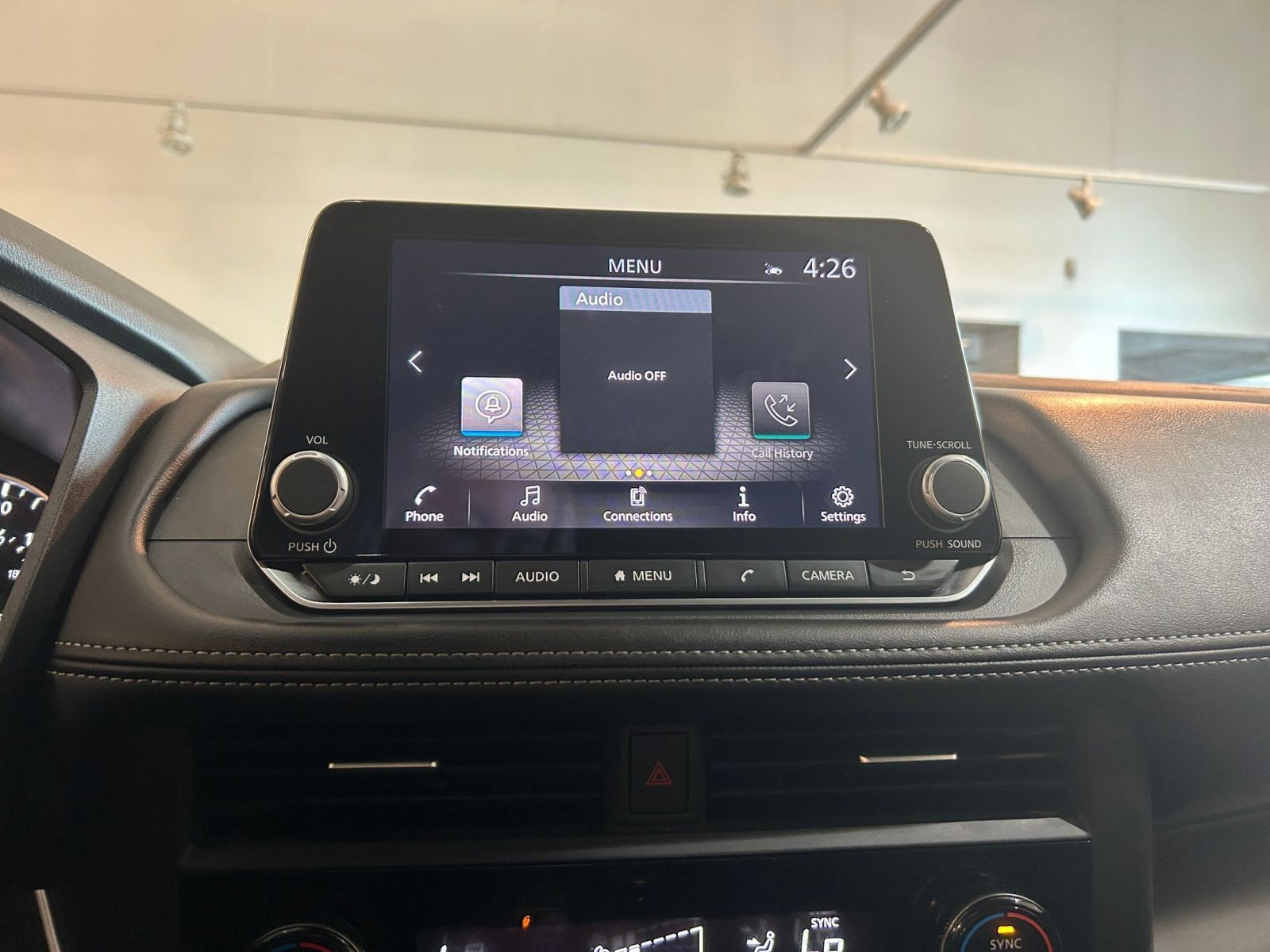 Used 2026 Nissan Rogue SV AWD/4WD image 16
