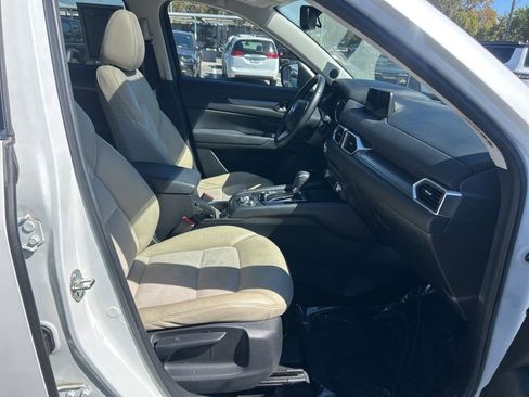 Used 2017 MAZDA CX-5 Touring w/ Preferred Equipment Package image 23